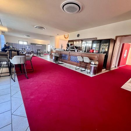 Holidays Homes Rome Golf Appartamenti Marco Simone Aeb מראה חיצוני תמונה
