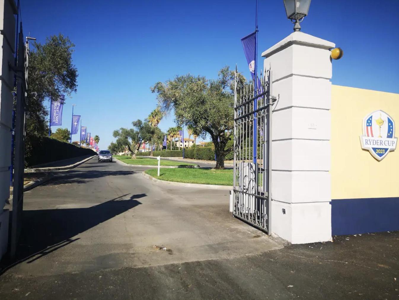 Holidays Homes Rome Golf Appartamenti Marco Simone Aeb מראה חיצוני תמונה